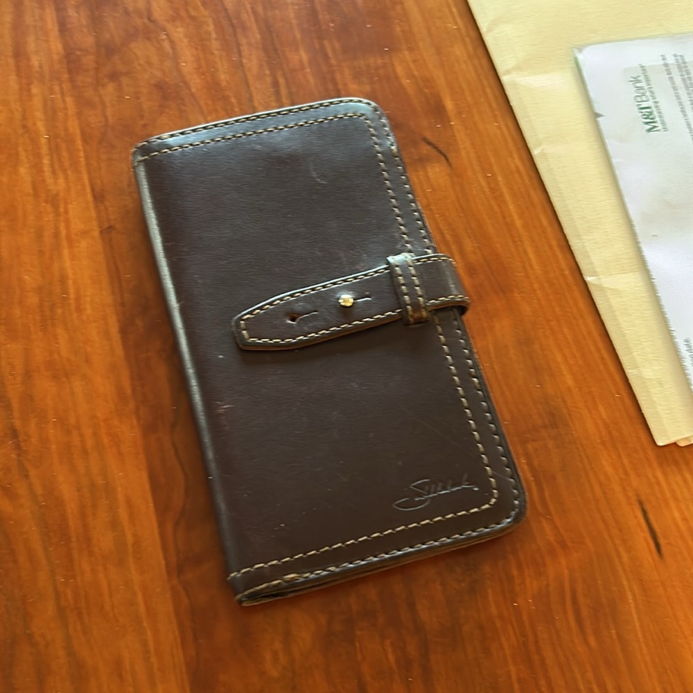 Unisex Saddleback Leather Wallet